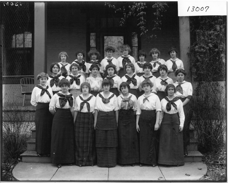 Oxford College Glee Club 1913 by Miami U. Libraries